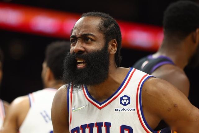 替补身份也能称霸，NBA逆袭MVP的传奇球员